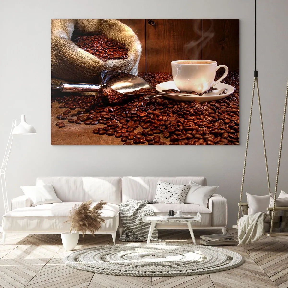 Glasbild - Bild auf glas - Eine Tasse Kaffee vor einem Hintergrund aus Bohnen und einem Jutebeutel - 120x80cm - Fühlst du diesen Geruch? - Moderne Wanddekoration für Wohnzimmer und Schlafzimmer ARTTOR