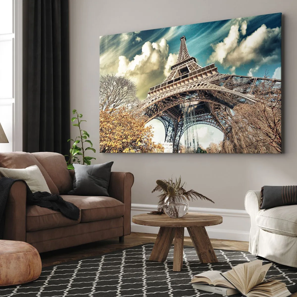 Bild auf Leinwand - Leinwandbild - Der Eiffelturm von unten in herbstlicher Kulisse - 120x80cm - Und im Herbst in Paris ... - Moderne Wanddekoration für Wohnzimmer und Schlafzimmer ARTTOR