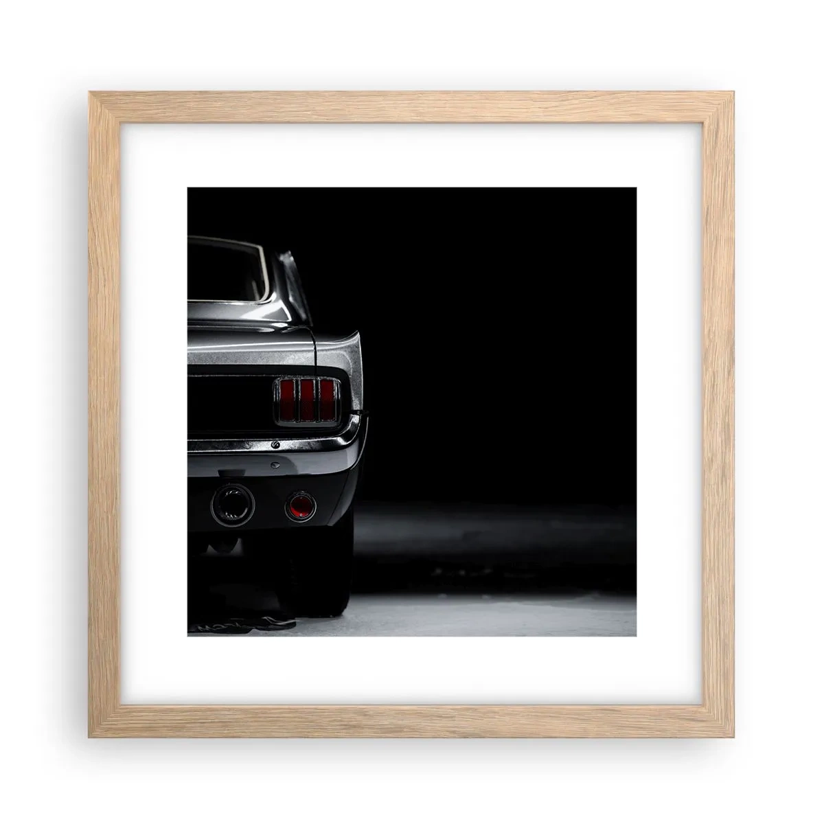 Poster in einem Rahmen aus heller Eiche - Charme des Klassikers - 30x30 cm