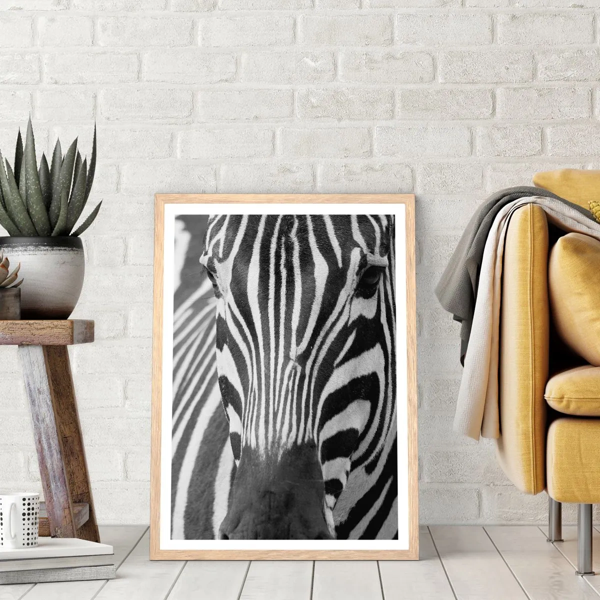 Poster in einem Rahmen aus heller Eiche - Die Welt ist schwarz und weiß - 61x91 cm