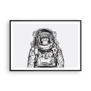 Poster in einem schwarzem Rahmen - Grafik eines Astronauten im Raumanzug mit Affenkopf - 100x70cm - Alternative Evolution - Moderne Wanddekoration für Wohnzimmer und Schlafzimmer ARTTOR