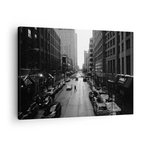 Bild auf Leinwand - Leinwandbild - Eine schwarz-weiße Straße mitten in der Stadt mit Autos und Fußgängern - 70x50cm - Ein weiterer Tag wie jeder andere Tag - Moderne Wanddekoration für Wohnzimmer und Schlafzimmer ARTTOR