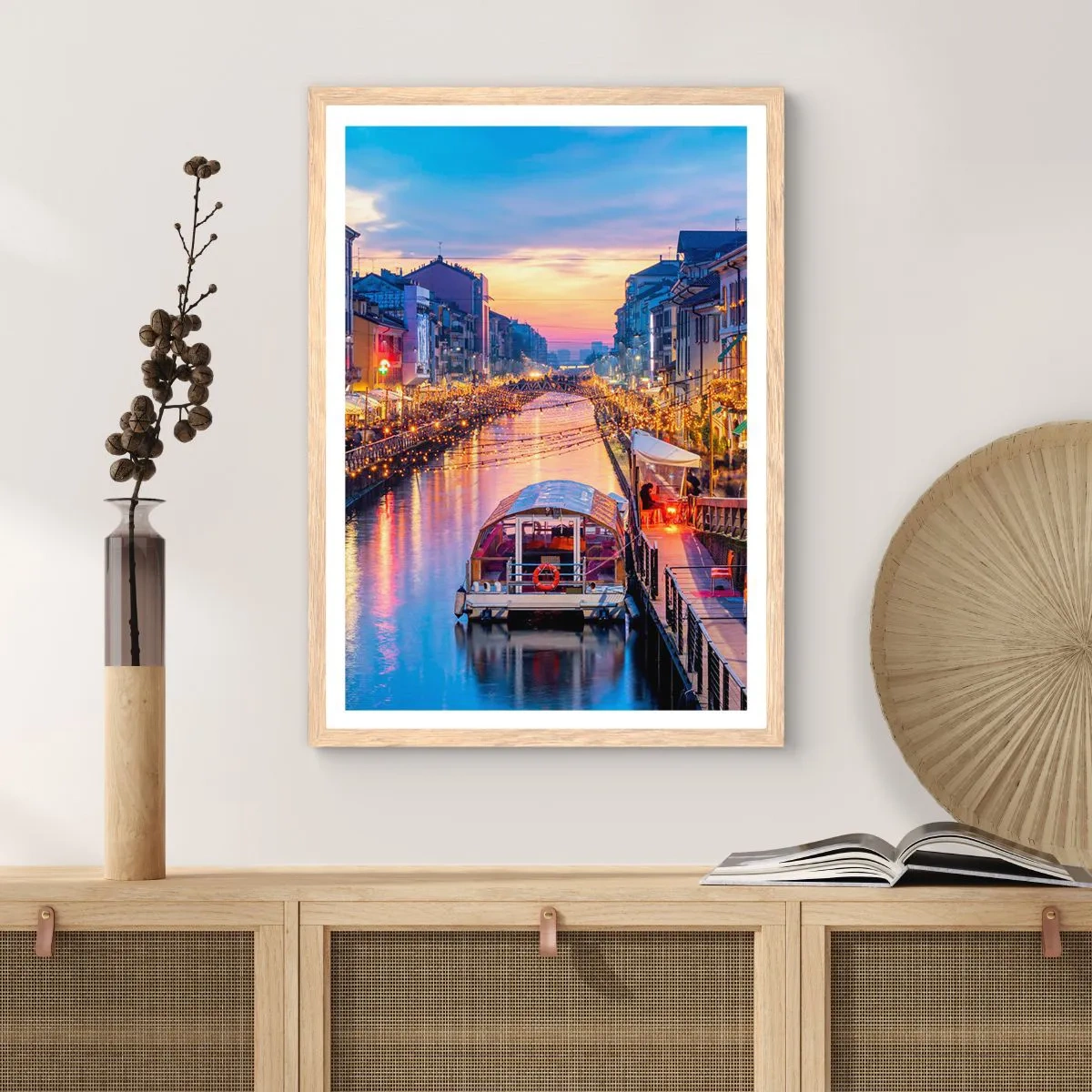 Poster in einem Rahmen aus heller Eiche - Ein Abend voller Licht und Spaß - 30x40 cm