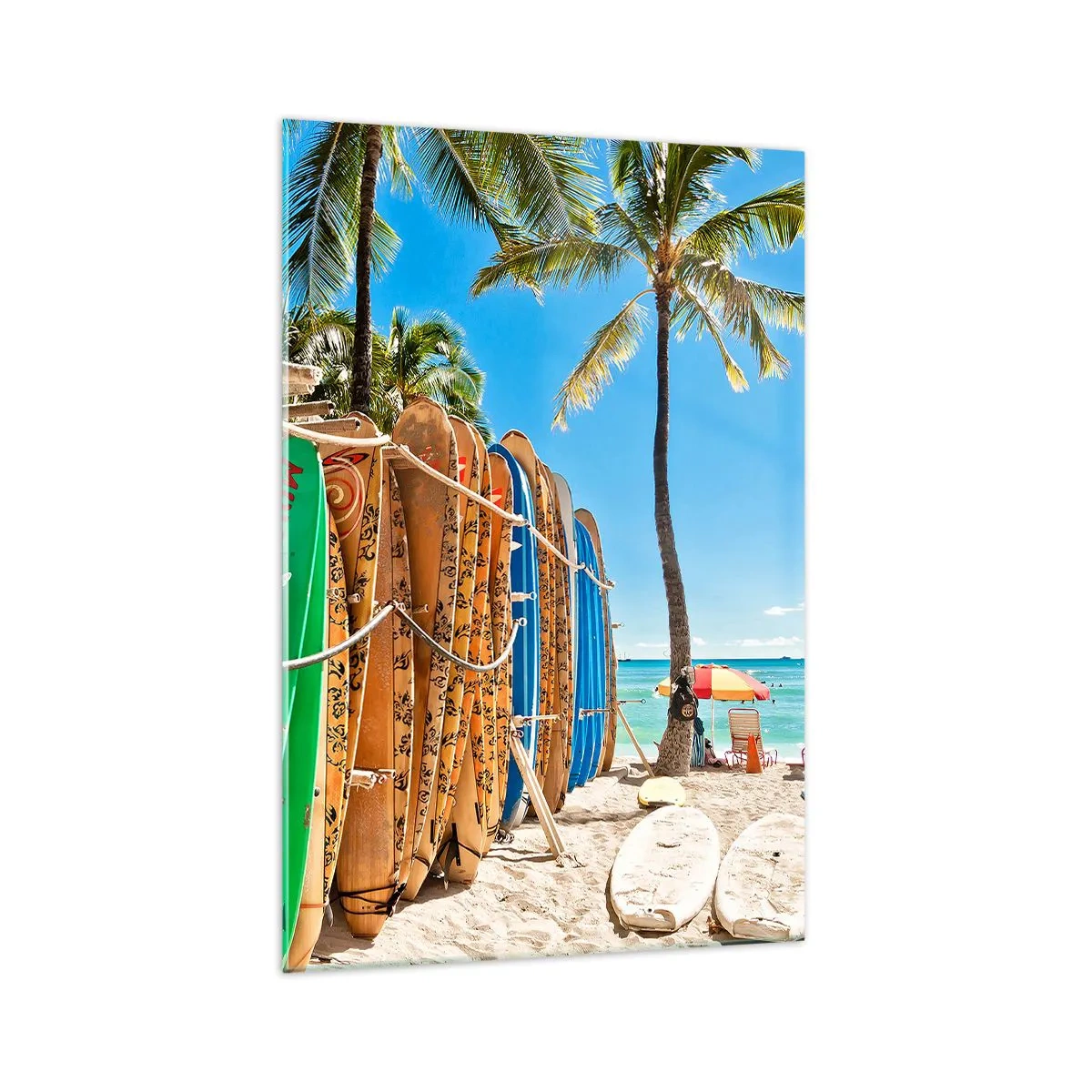 Glasbild - Bild auf glas - Surfbretter an einem Strand mit Palmen - 70x100cm - Sonniger Spaß - Moderne Wanddekoration für Wohnzimmer und Schlafzimmer ARTTOR