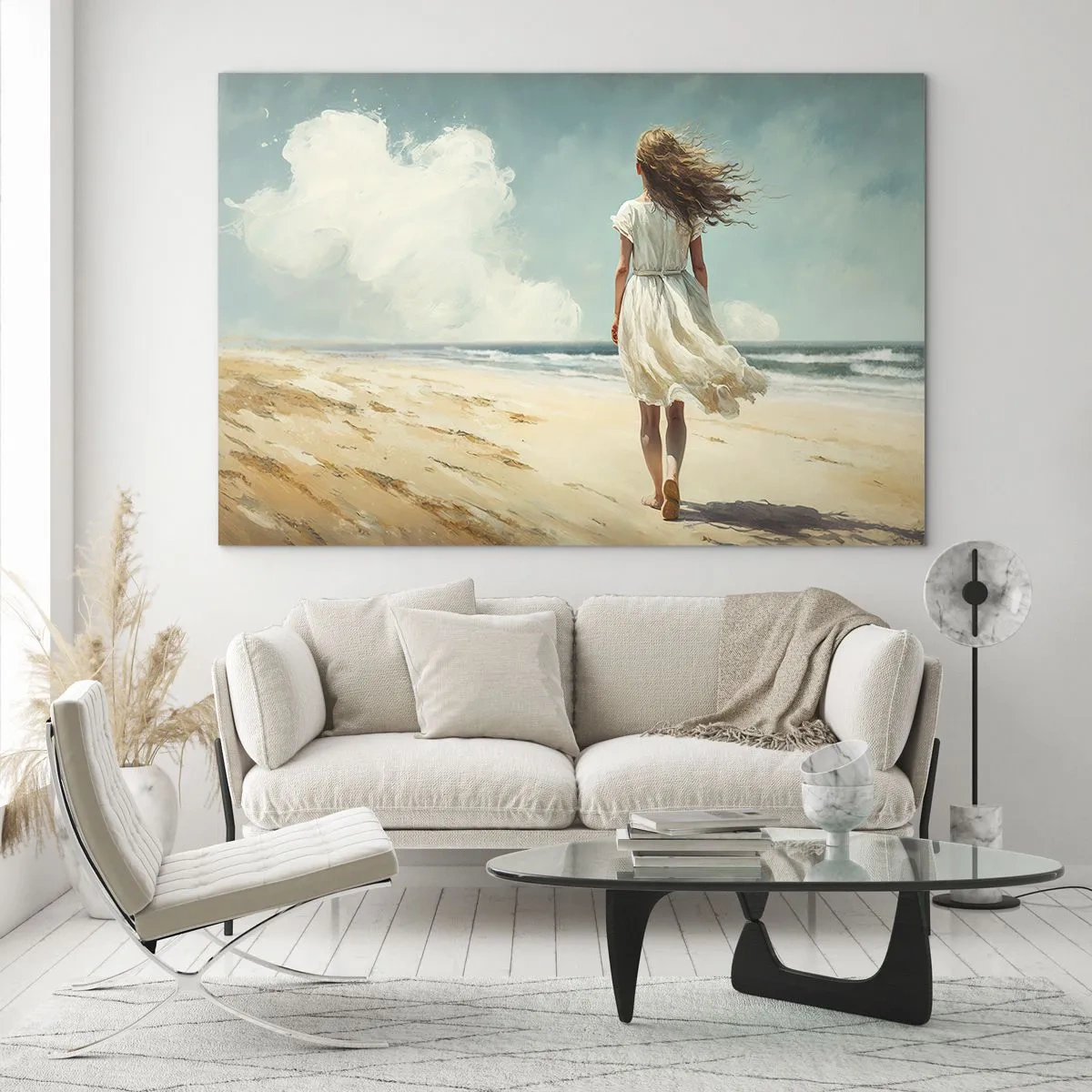 Glasbild - Bild auf glas - Eine Frau in einem weißen Kleid läuft barfuß an einem sonnigen Strand - 70x50cm - Der Sonne und dem Wind begegnen - Moderne Wanddekoration für Wohnzimmer und Schlafzimmer ARTTOR