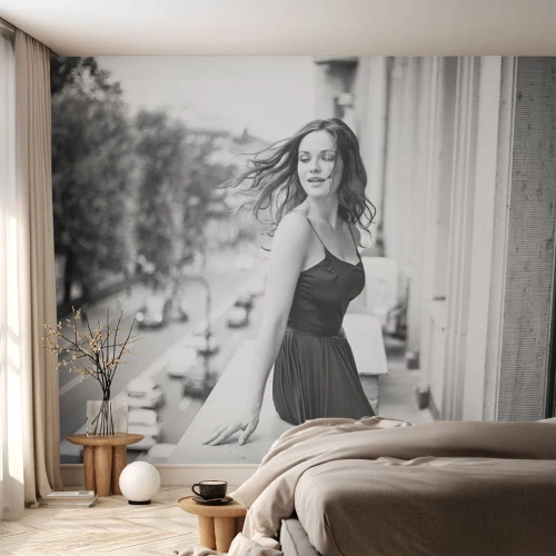 Maßgeschneiderte Fototapete Premium Canvas - Bestimmt ein Pariser - Frau, Stadt, Die Architektur