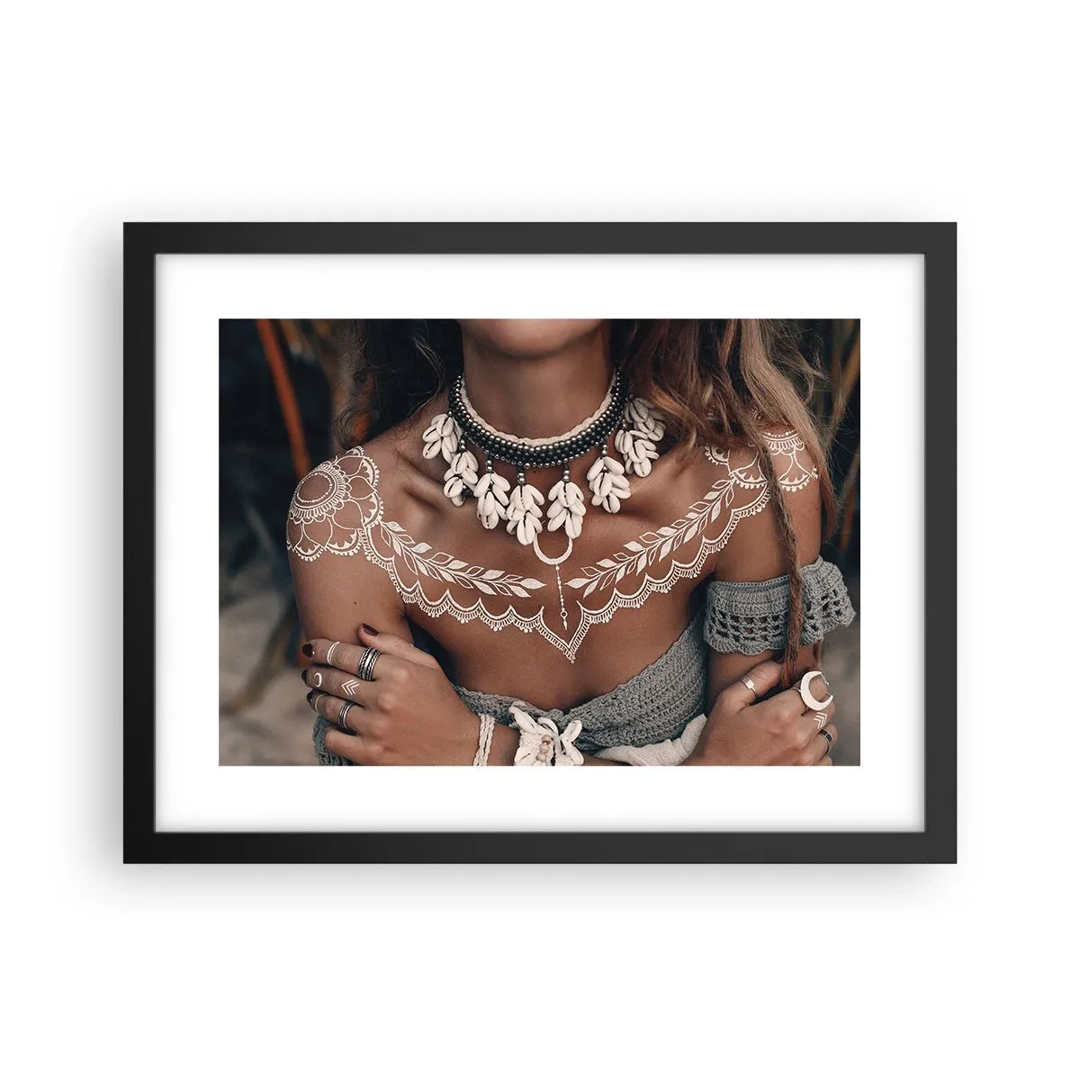 Poster in einem schwarzem Rahmen - Talismane, Rituale der Weiblichkeit - 40x30 cm