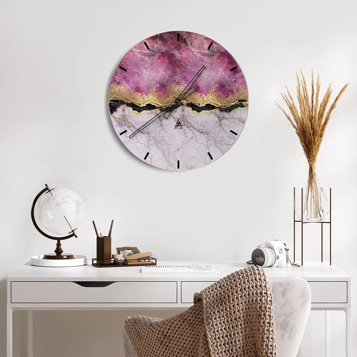 Wanduhr - Glasuhr - Ballerina springt mit fließendem rosa Stoff - 30x30cm - An der Grenze - Moderne Wanddekoration für Wohnzimmer, Küche und Schlafzimmer ARTTOR