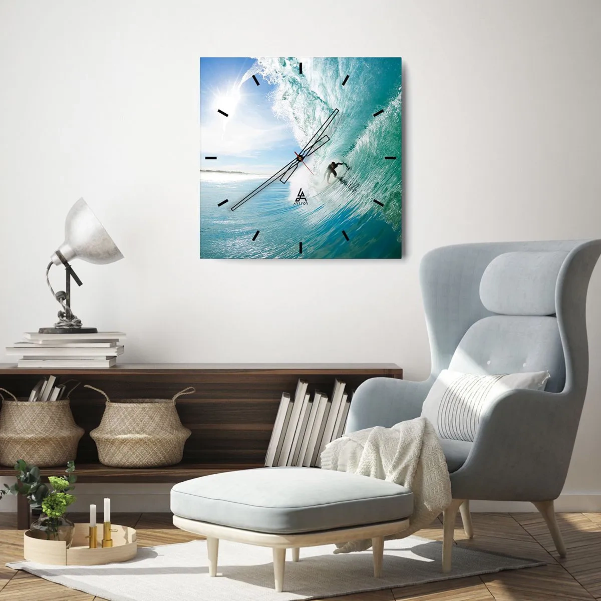 Wanduhr - Glasuhr - Ein Surfer reitet eine Welle im Sonnenlicht vor blauem Himmel - 30x30cm - Immer Top - Moderne Wanddekoration für Wohnzimmer und Schlafzimmer ARTTOR