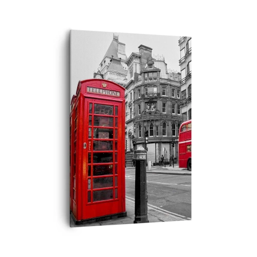 Bild auf Leinwand - Leinwandbild - Eine rote Telefonzelle und ein Doppeldeckerbus in London mit der Stadt im Hintergrund - 70x100cm - Das Rotste in Europa - Moderne Wanddekoration für Wohnzimmer und Schlafzimmer ARTTOR