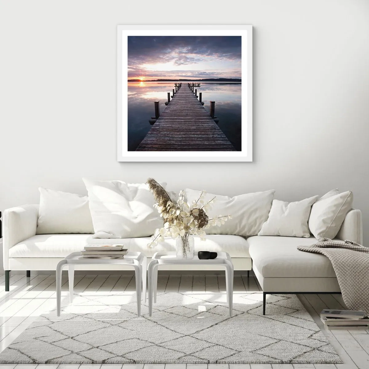 Poster in einem weißen Rahmen - Eine stille Grenze zwischen Tag und Nacht - 50x50 cm