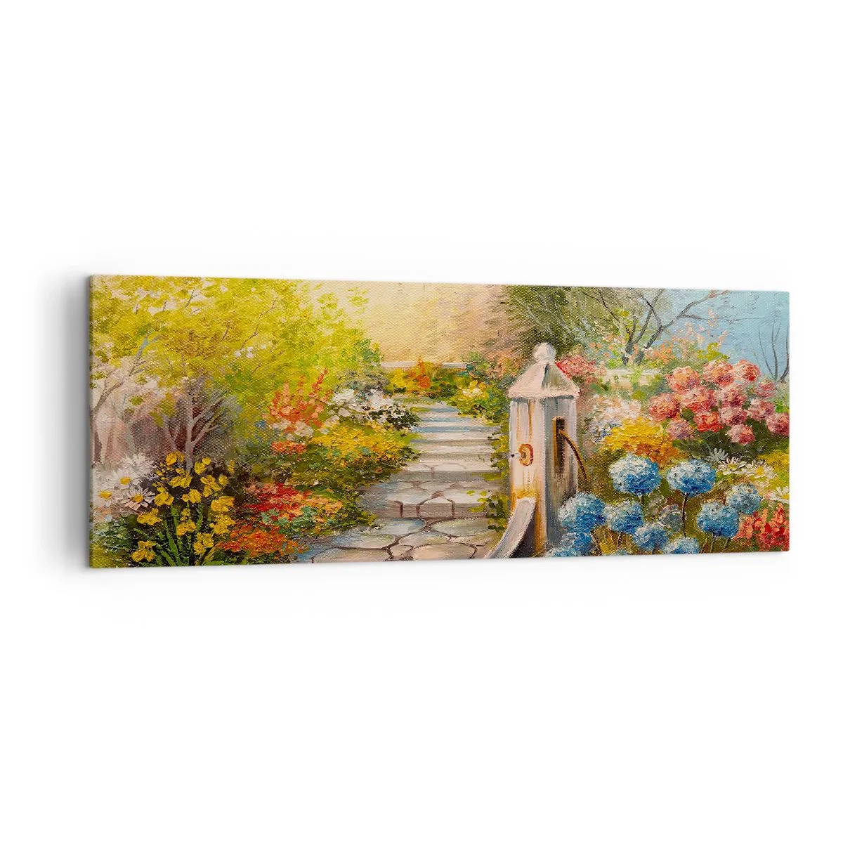 Bild auf Leinwand - Leinwandbild - Ein malerischer Garten mit einem Brunnen und bunten Blumen - 140x50cm - In voller Blüte - Moderne Wanddekoration für Wohnzimmer und Schlafzimmer ARTTOR