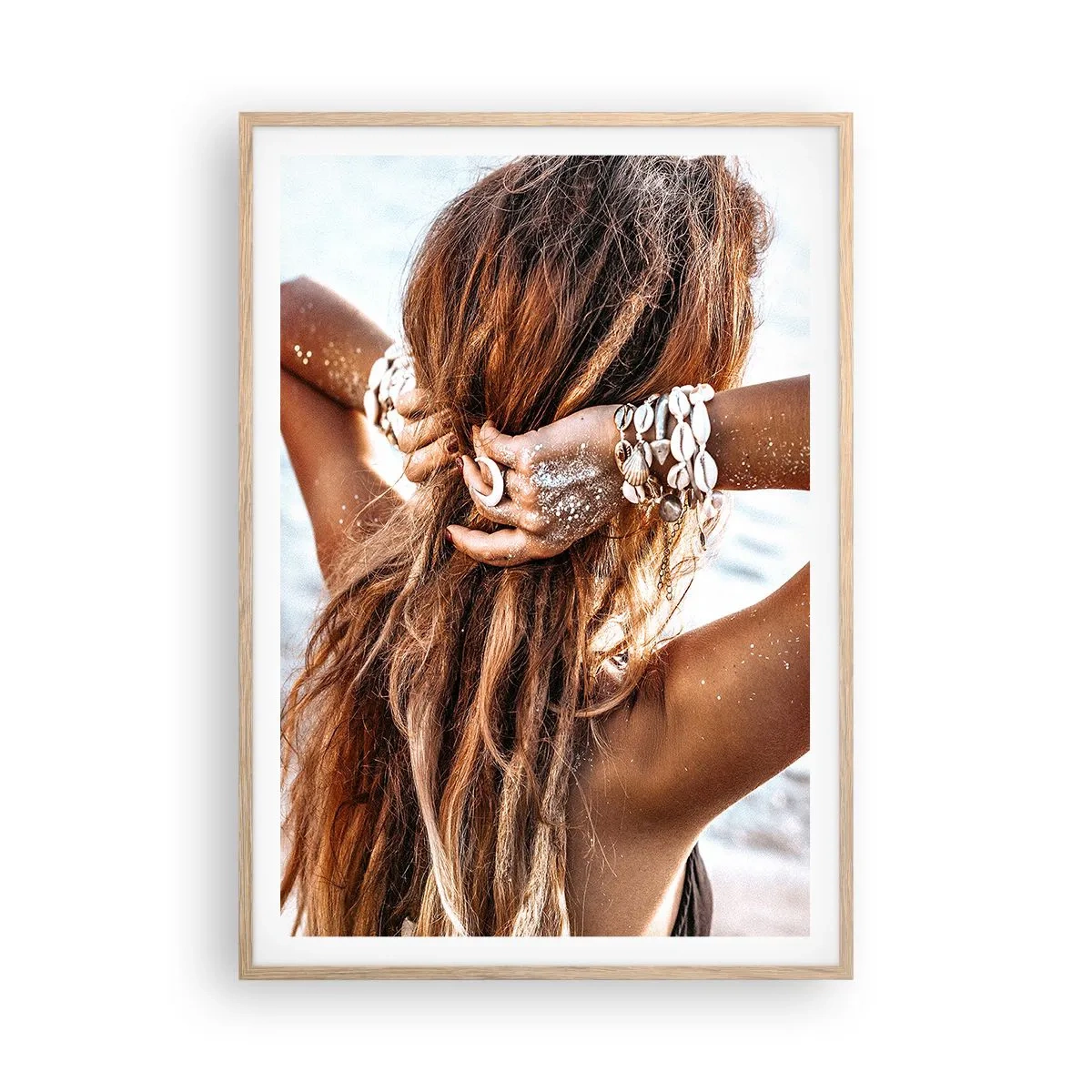 Poster in einem Rahmen aus heller Eiche - Eine Schwester von Wasser und Sonne - 70x100 cm