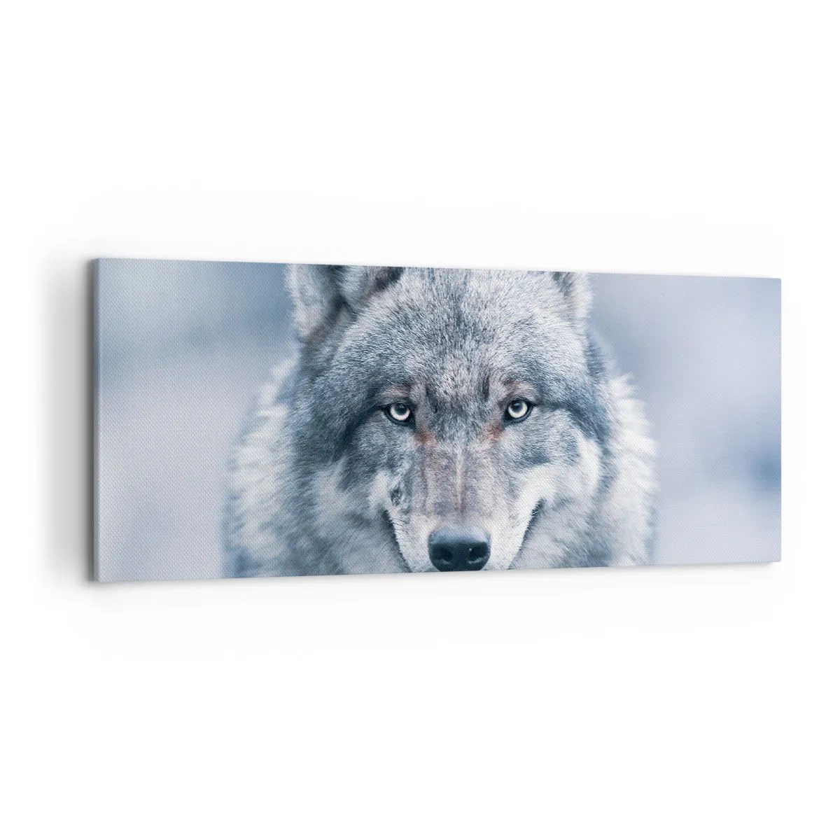 Bild auf Leinwand - Leinwandbild - Ein Wolf mit intensivem Blick in einer Winterlandschaft - 120x50cm - Werden Sie die Herausforderung annehmen? - Moderne Wanddekoration für Wohnzimmer und Schlafzimmer ARTTOR