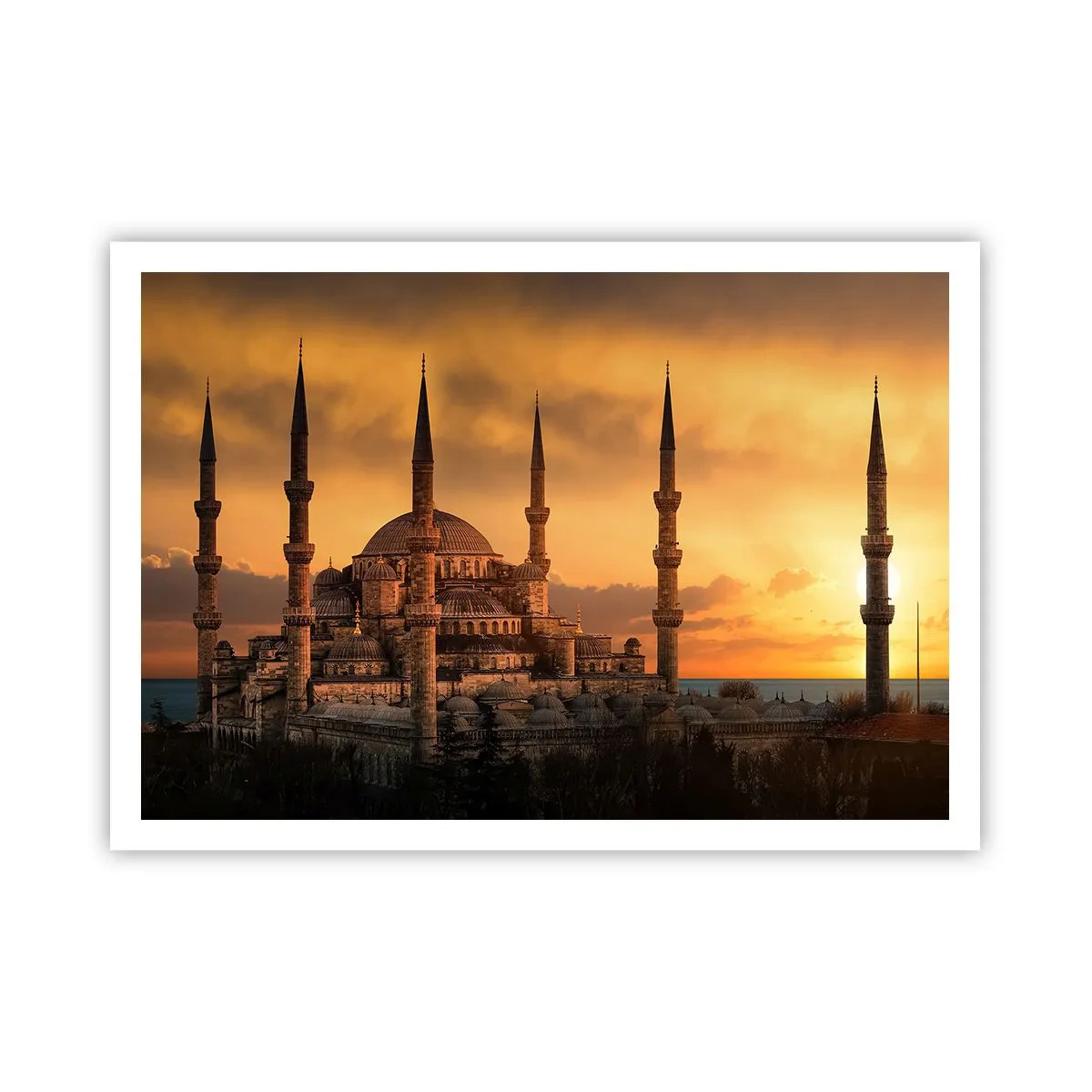 Poster - Die Moschee bei Sonnenuntergang in warmen Farben - 100x70cm - Gott ist großartig - Moderne Wanddekoration für Wohnzimmer und Schlafzimmer ARTTOR