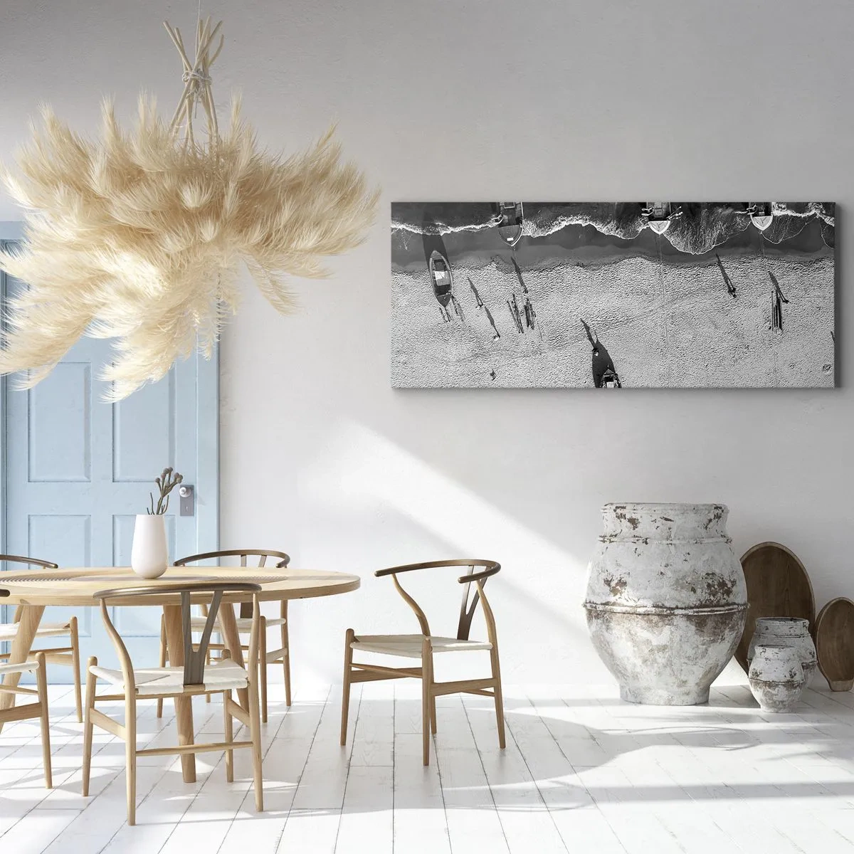 Bild auf Leinwand - Leinwandbild - Schwarz-Weiß-Luftaufnahme von Booten am Strand - 160x50cm - Immer noch am Ufer… - Moderne Wanddekoration für Wohnzimmer und Schlafzimmer ARTTOR