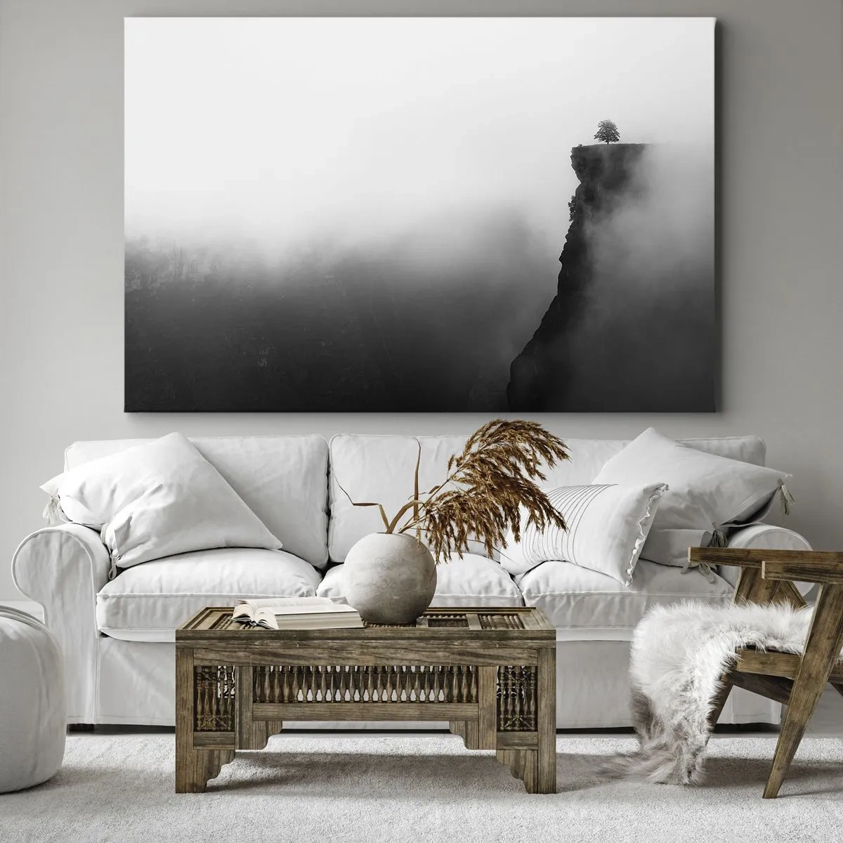 Bild auf Leinwand - Leinwandbild - Ein einsamer Baum am Rand einer Klippe, umgeben von Nebel - 100x70cm - Am Rande der Welt - Moderne Wanddekoration für Wohnzimmer und Schlafzimmer ARTTOR