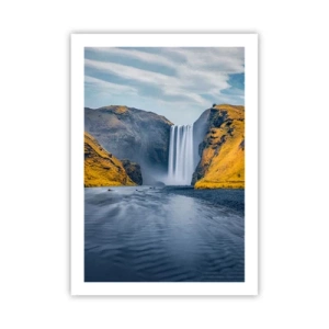 Poster - Ein Wasserfall, der von Bergen herabfließt, die von goldenen Hängen umgeben sind - 50x70cm - Ewige Dauer, ewige Bewegung - Moderne Wanddekoration für Wohnzimmer und Schlafzimmer ARTTOR