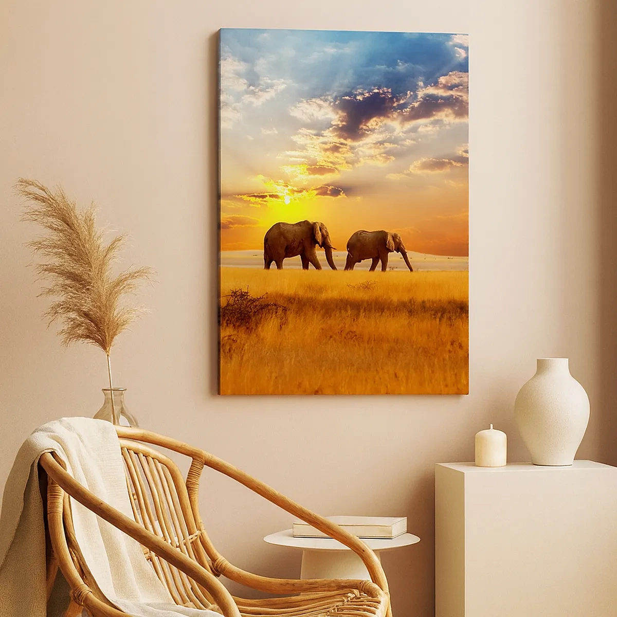 Bild auf Leinwand - Leinwandbild - Elefanten in der Savanne bei Sonnenuntergang - 50x70cm - Familienspaziergang - Moderne Wanddekoration für Wohnzimmer und Schlafzimmer ARTTOR