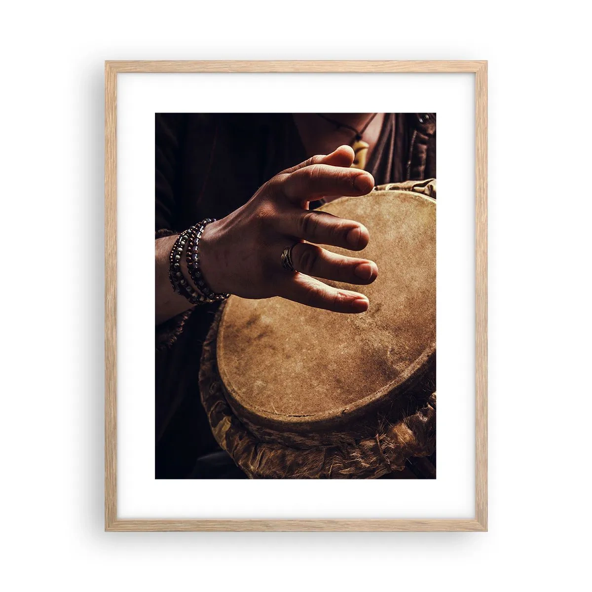 Poster in einem Rahmen aus heller Eiche - Im Rhythmus des Herzens - 40x50 cm