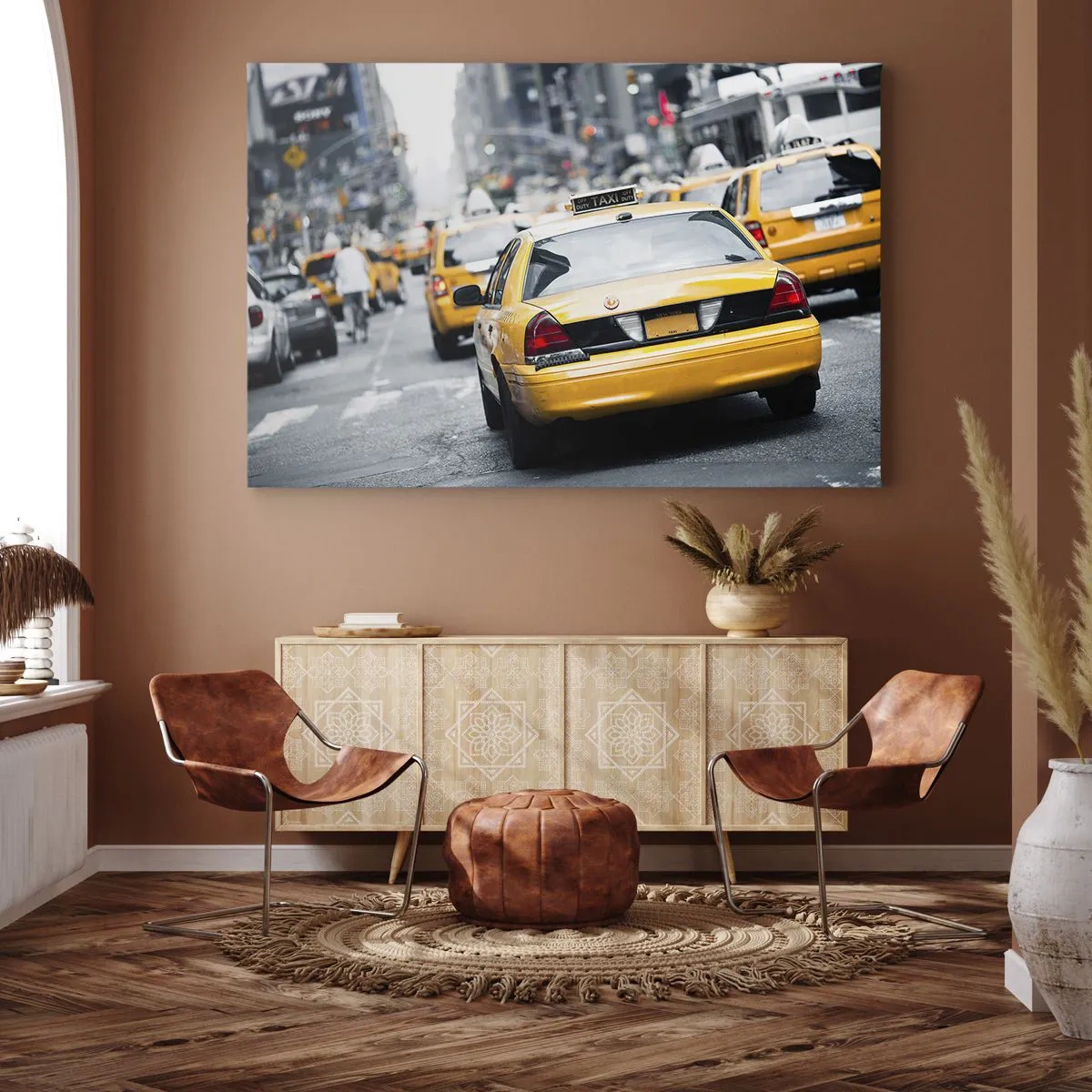 Bild auf Leinwand - Leinwandbild - Gelbe Taxis auf einer belebten Stadtstraße im Zentrum der Metropole - 70x50cm - Nur in dieser Stadt - Moderne Wanddekoration für Wohnzimmer und Schlafzimmer ARTTOR