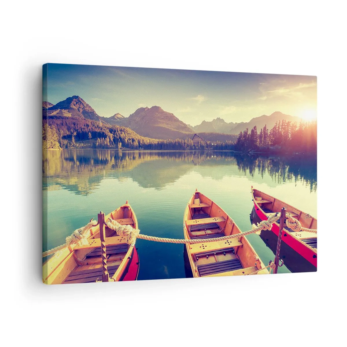 Bild auf Leinwand - Leinwandbild - Boote auf einem ruhigen See, umgeben von Bergen bei Sonnenuntergang - 70x50cm - Lebe nach ihren Gesetzen - Moderne Wanddekoration für Wohnzimmer und Schlafzimmer ARTTOR