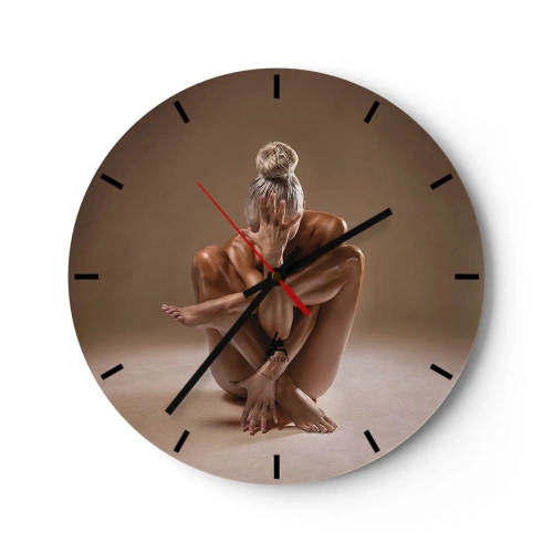 Wanduhr - Glasuhr - Eine Frau in künstlerischer Pose vor neutralem Hintergrund - 30x30cm - Die Einheit von Körper und Geist - Moderne Wanddekoration für Wohnzimmer, Küche und Schlafzimmer ARTTOR
