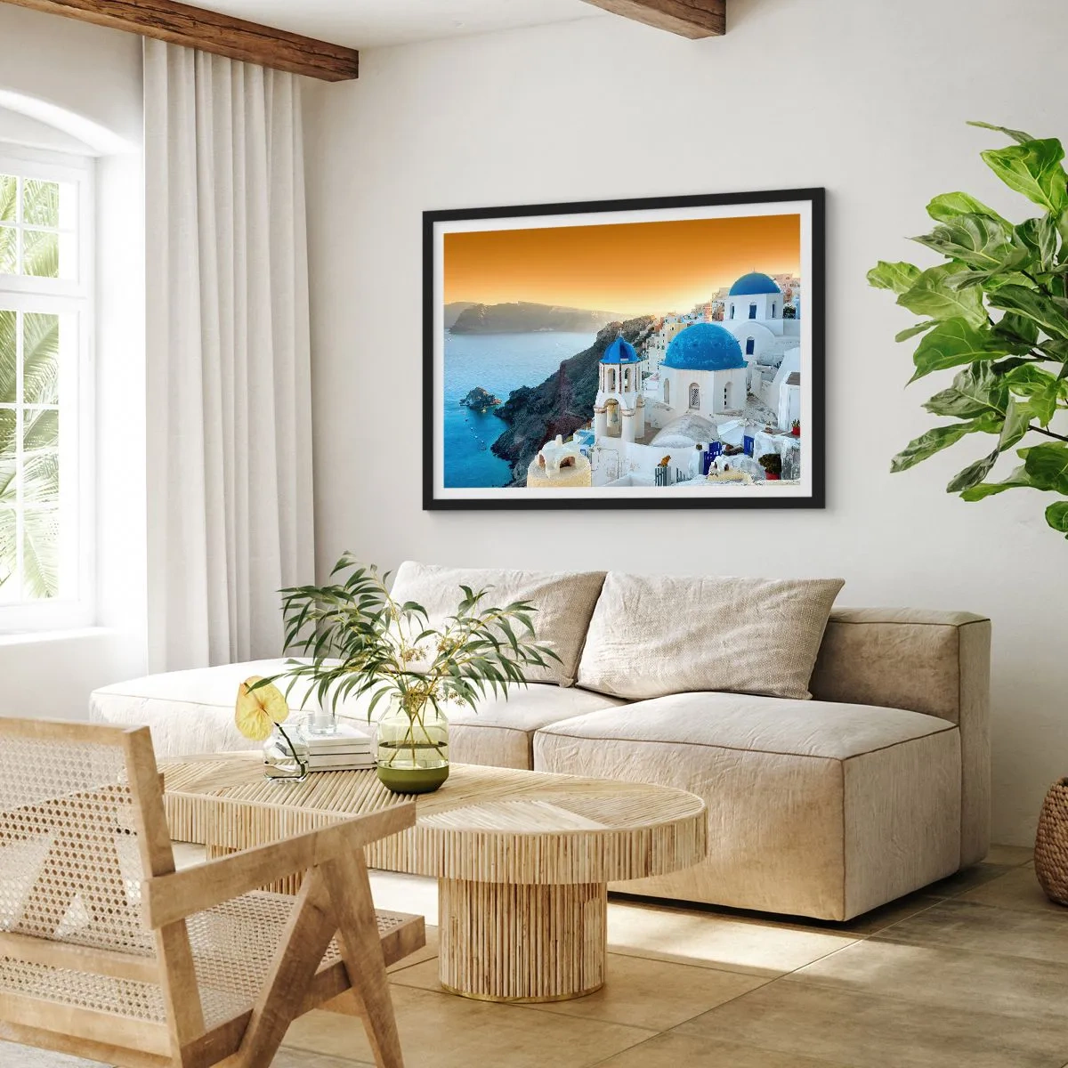 Poster in einem schwarzem Rahmen - Blick auf Santorini mit weißen Gebäuden und blauem Meer - 100x70cm - Santorini - an die Felsen gekuschelt - Moderne Wanddekoration für Wohnzimmer und Schlafzimmer ARTTOR