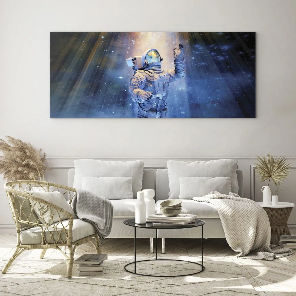Glasbild - Bild auf glas - Astronaut im Licht einer kosmischen Explosion voller Sterne - 120x50cm - Endlich am Ende - Moderne Wanddekoration für Wohnzimmer und Schlafzimmer ARTTOR
