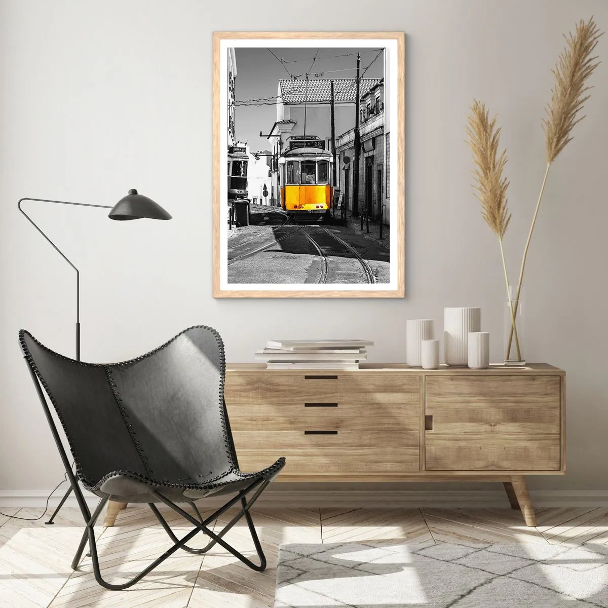 Poster in einem Rahmen aus heller Eiche - Der Geist von Lissabon - 70x100 cm