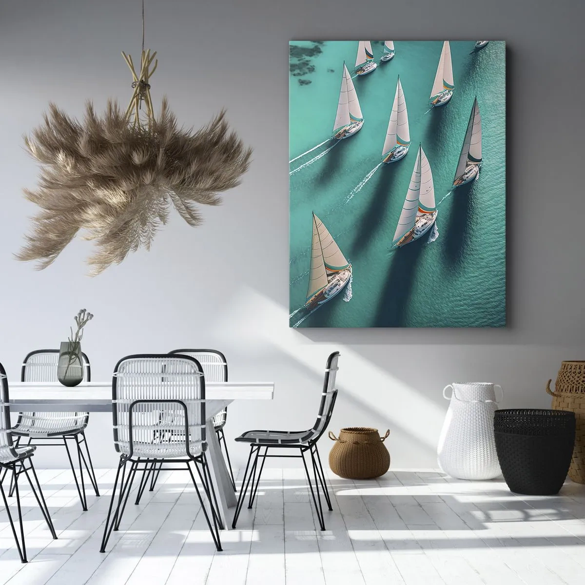 Bild auf Leinwand - Leinwandbild - Yachten auf türkisfarbenem Wasser in dynamischer Bewegung - 50x70cm - Im Wettbewerb mit dem Wind - Moderne Wanddekoration für Wohnzimmer und Schlafzimmer ARTTOR
