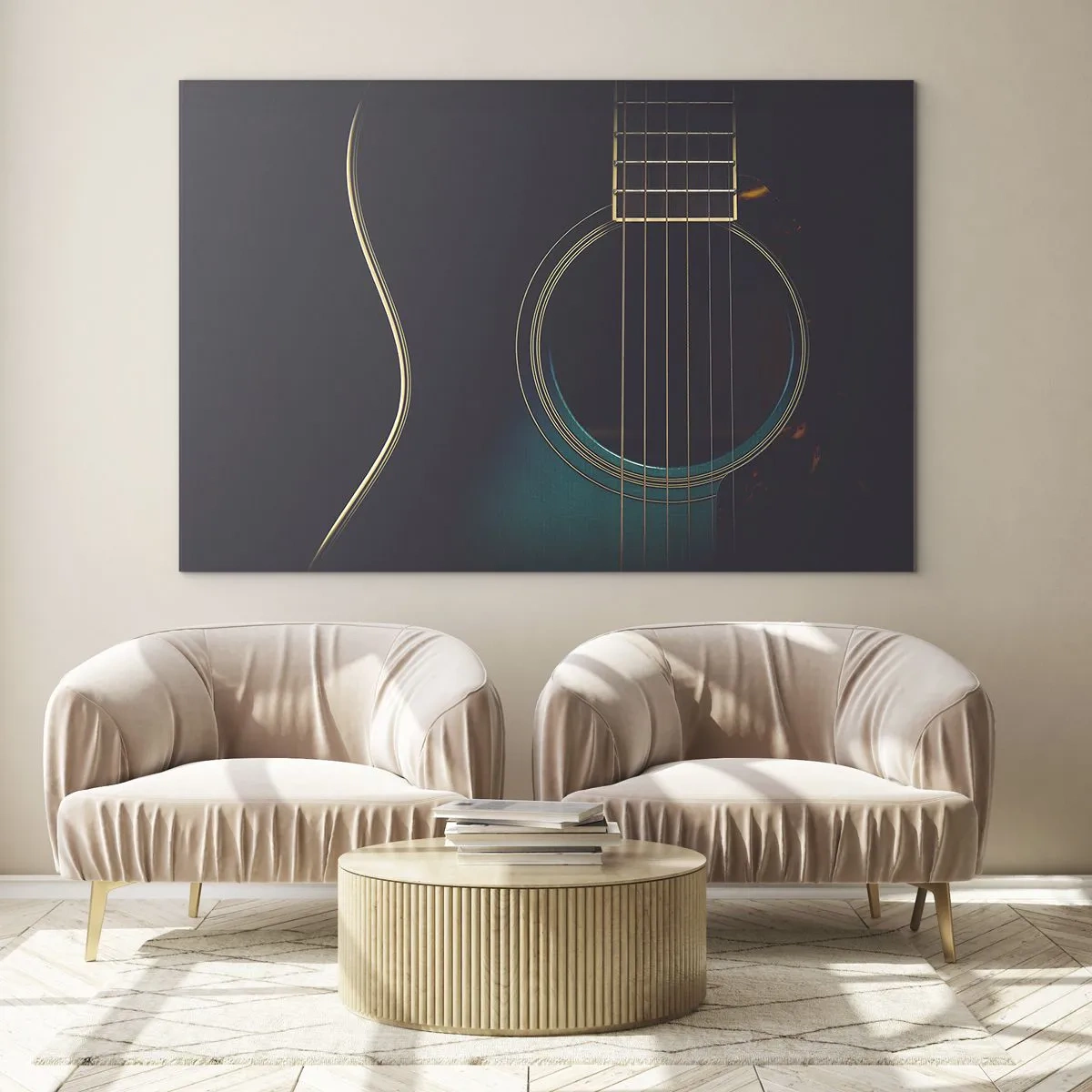 Glasbild - Bild auf glas - Nahaufnahme einer schwarzen Akustikgitarre mit Saitendetails - 70x50cm - Einen Moment bevor es ertönt - Moderne Wanddekoration für Wohnzimmer und Schlafzimmer ARTTOR