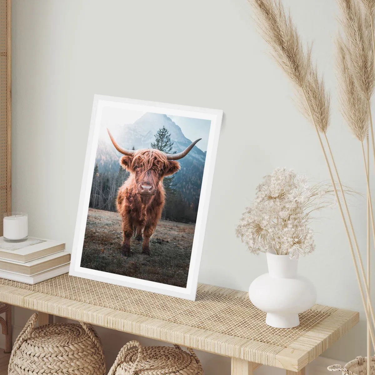 Poster in einem weißen Rahmen - Grüße von der Bergwiese - 40x50 cm