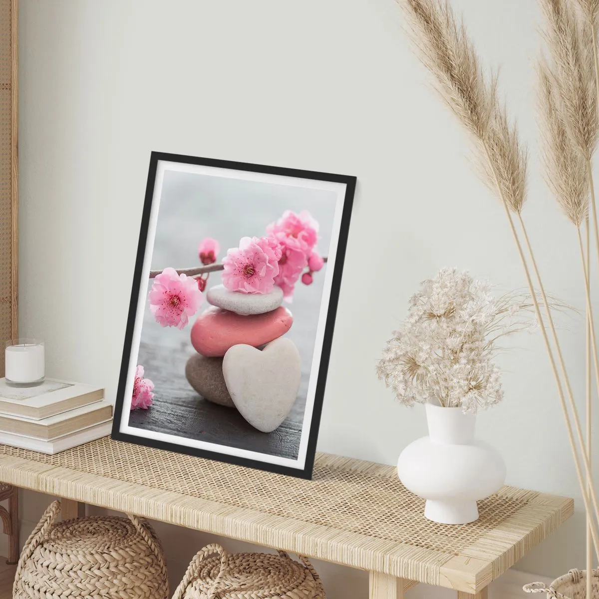 Poster in einem schwarzem Rahmen - Glückseligkeit mit einer Kirschblüte - 30x40 cm