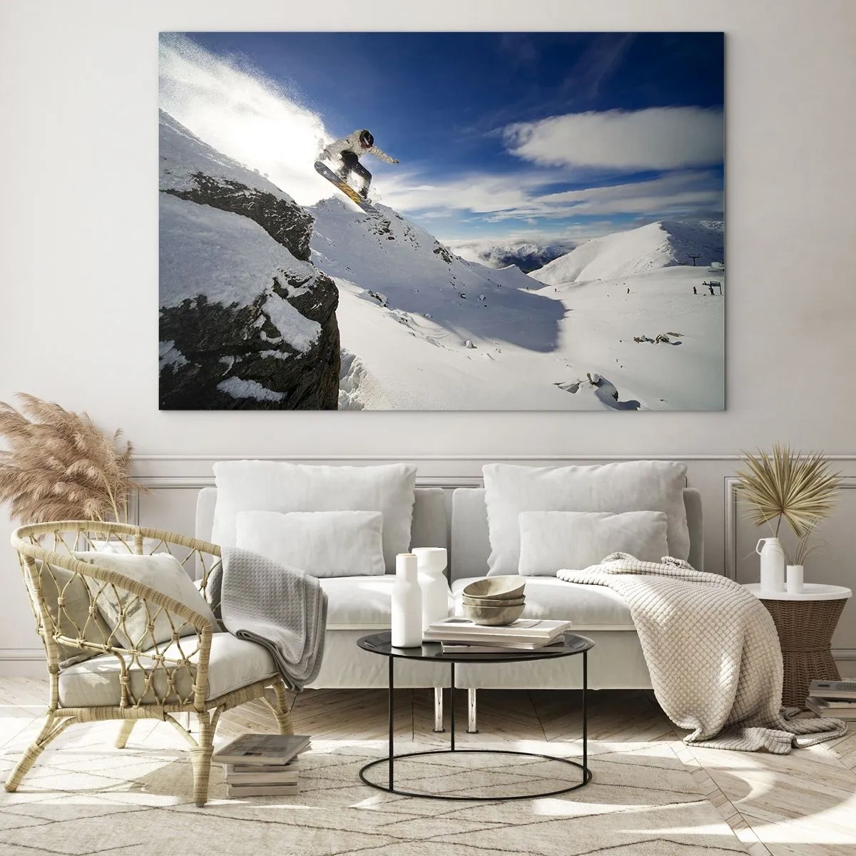 Glasbild - Bild auf glas - Ein Snowboarder springt im Winter von einer Klippe in den Bergen - 100x70cm - Freiheit ohne Grenzen - Moderne Wanddekoration für Wohnzimmer und Schlafzimmer ARTTOR