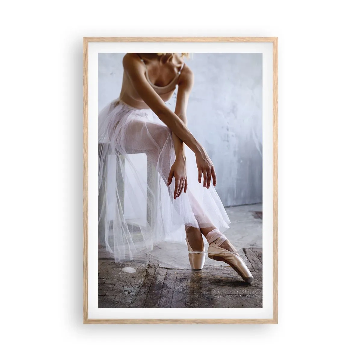 Poster in einem Rahmen aus heller Eiche - Bevor die Rampe leuchtet - 61x91 cm