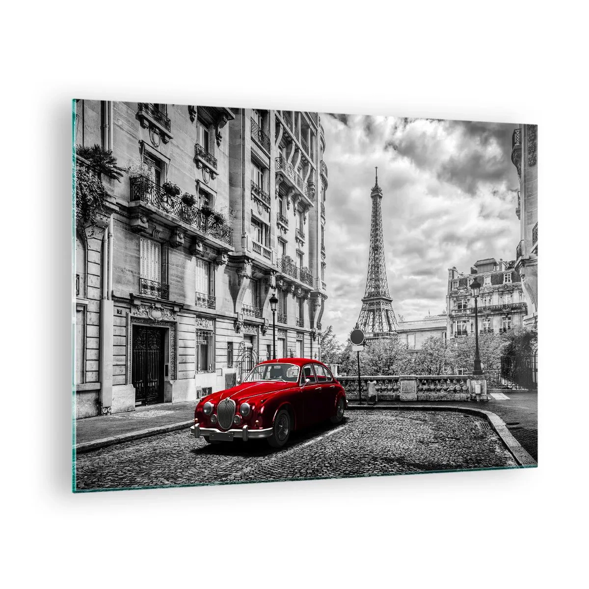Glasbild - Bild auf glas - Rotes Auto vor dem Eiffelturm im schwarz-weißen Paris - 70x50cm - Raubtier in der Stadt - Moderne Wanddekoration für Wohnzimmer und Schlafzimmer ARTTOR