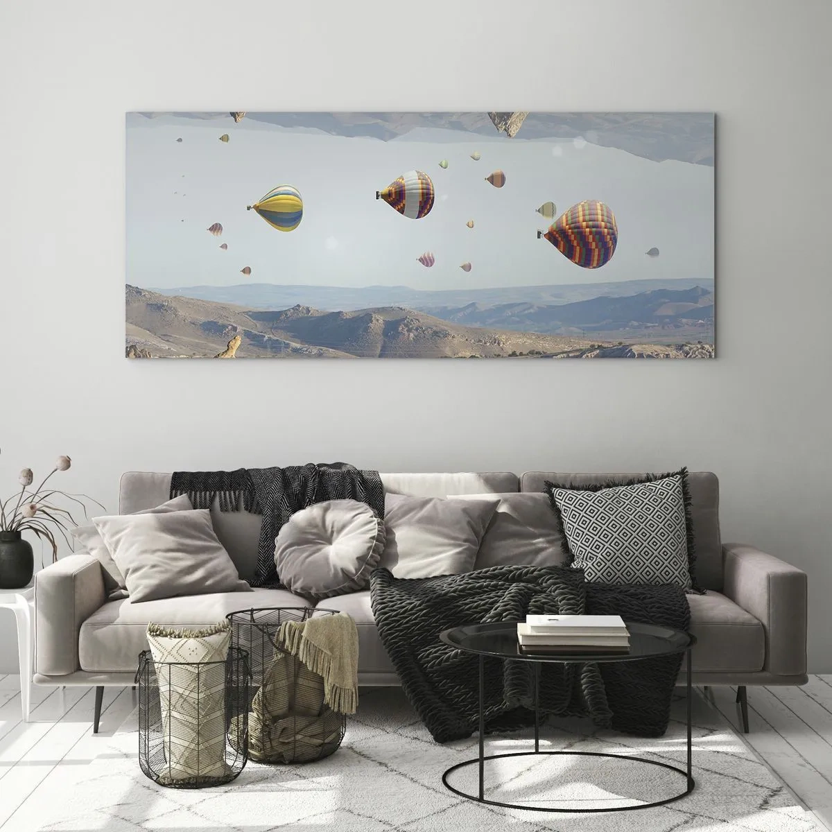 Glasbild - Bild auf glas - Bunte Ballons über einer felsigen Landschaft - 140x50cm - Hier ist alles möglich - Moderne Wanddekoration für Wohnzimmer und Schlafzimmer ARTTOR