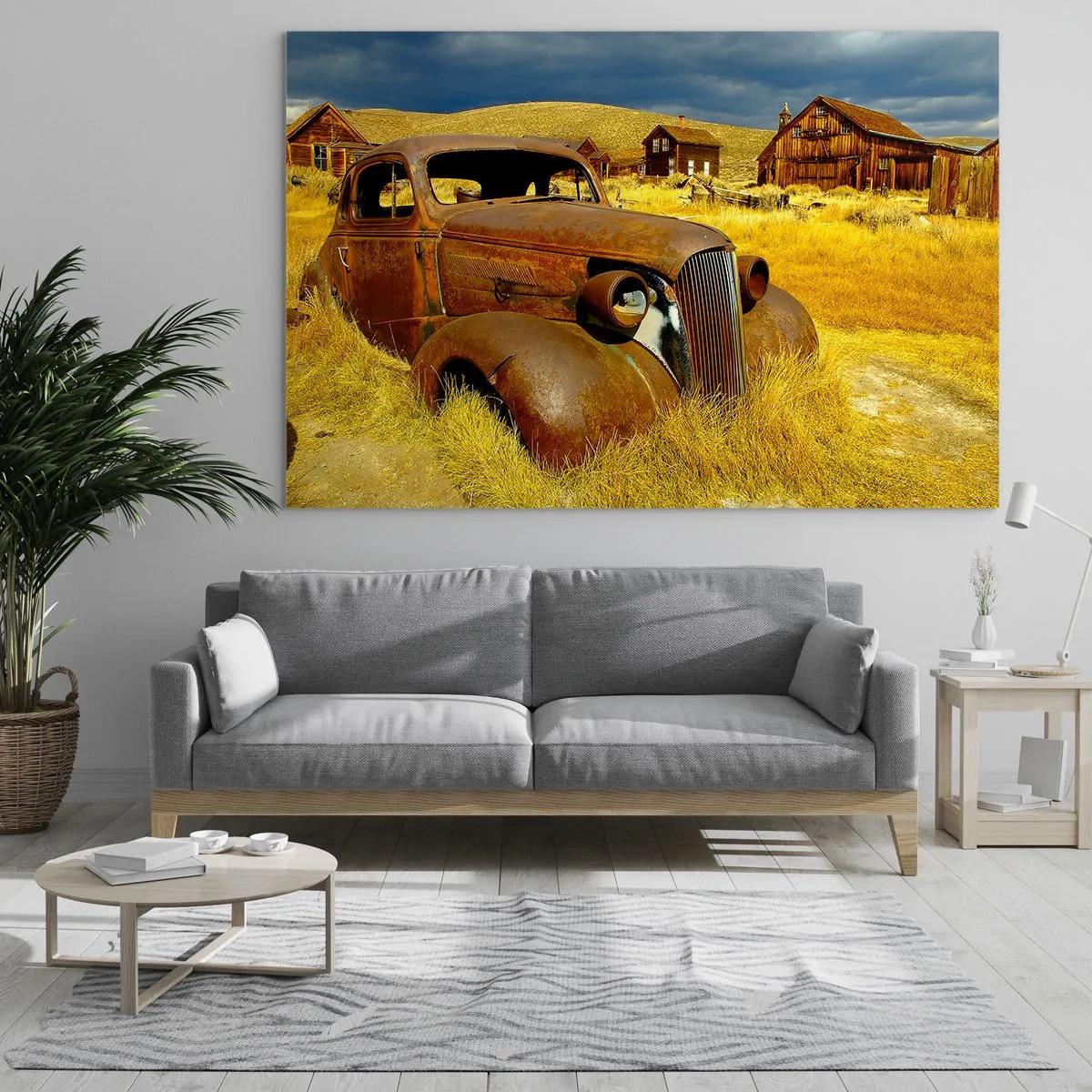 Glasbild - Bild auf glas - Ein Oldtimer vor der Kulisse eines verlassenen Dorfes - 120x80cm - Eine wohlverdiente Ruhe - Moderne Wanddekoration für Wohnzimmer und Schlafzimmer ARTTOR