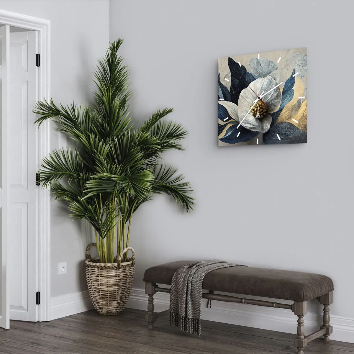 Wanduhr - Glasuhr - Eine Blume mit blauen Blättern auf einem eleganten Hintergrund - 30x30cm - Er hat ein Herz aus Gold - Moderne Wanddekoration für Wohnzimmer und Schlafzimmer ARTTOR