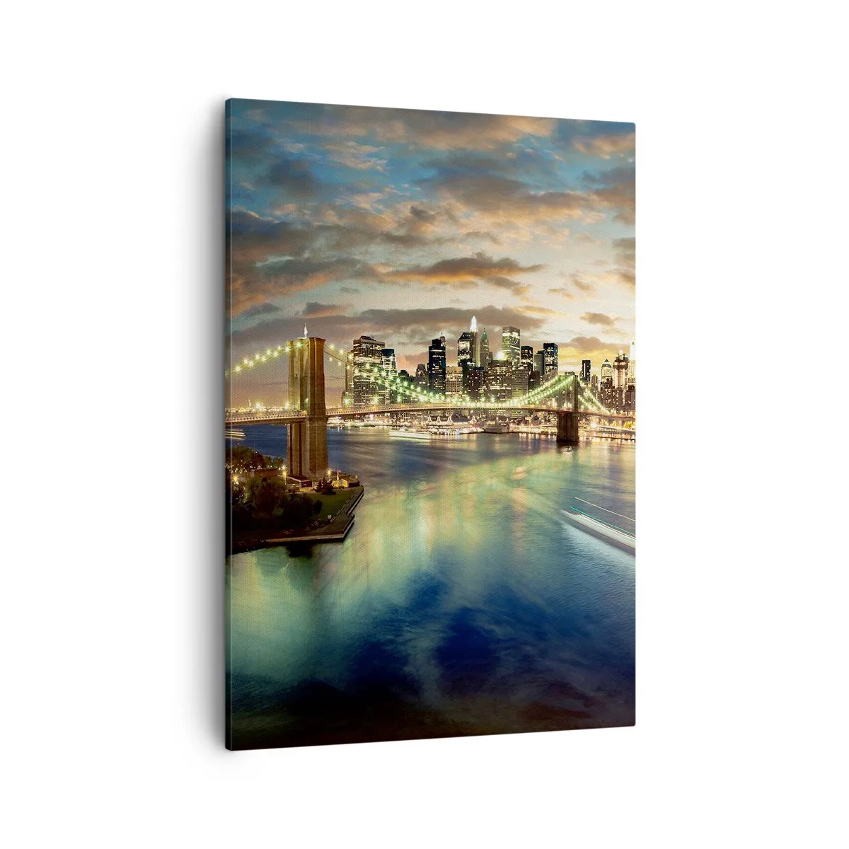 Bild auf Leinwand - Leinwandbild - Eine beleuchtete Brücke mit der Stadt im Hintergrund, deren Lichter sich im Wasser spiegeln. - 50x70cm - Ein heller Abend über Manhattan - Moderne Wanddekoration für Wohnzimmer und Schlafzimmer ARTTOR