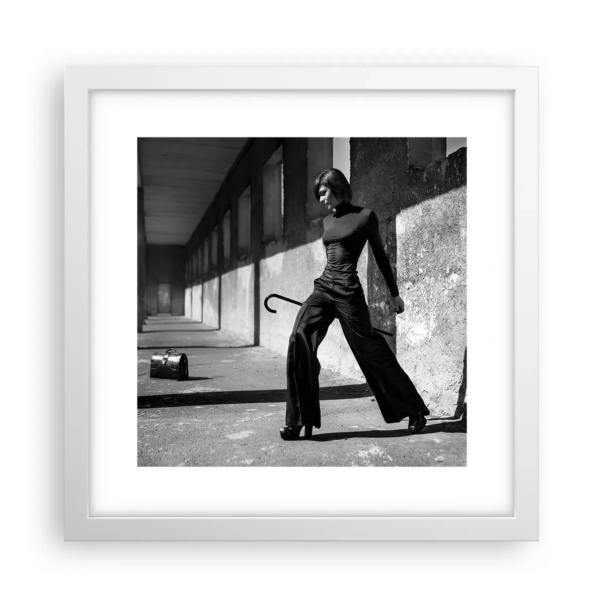 Poster in einem weißen Rahmen - Urbane Eleganz - 30x30 cm