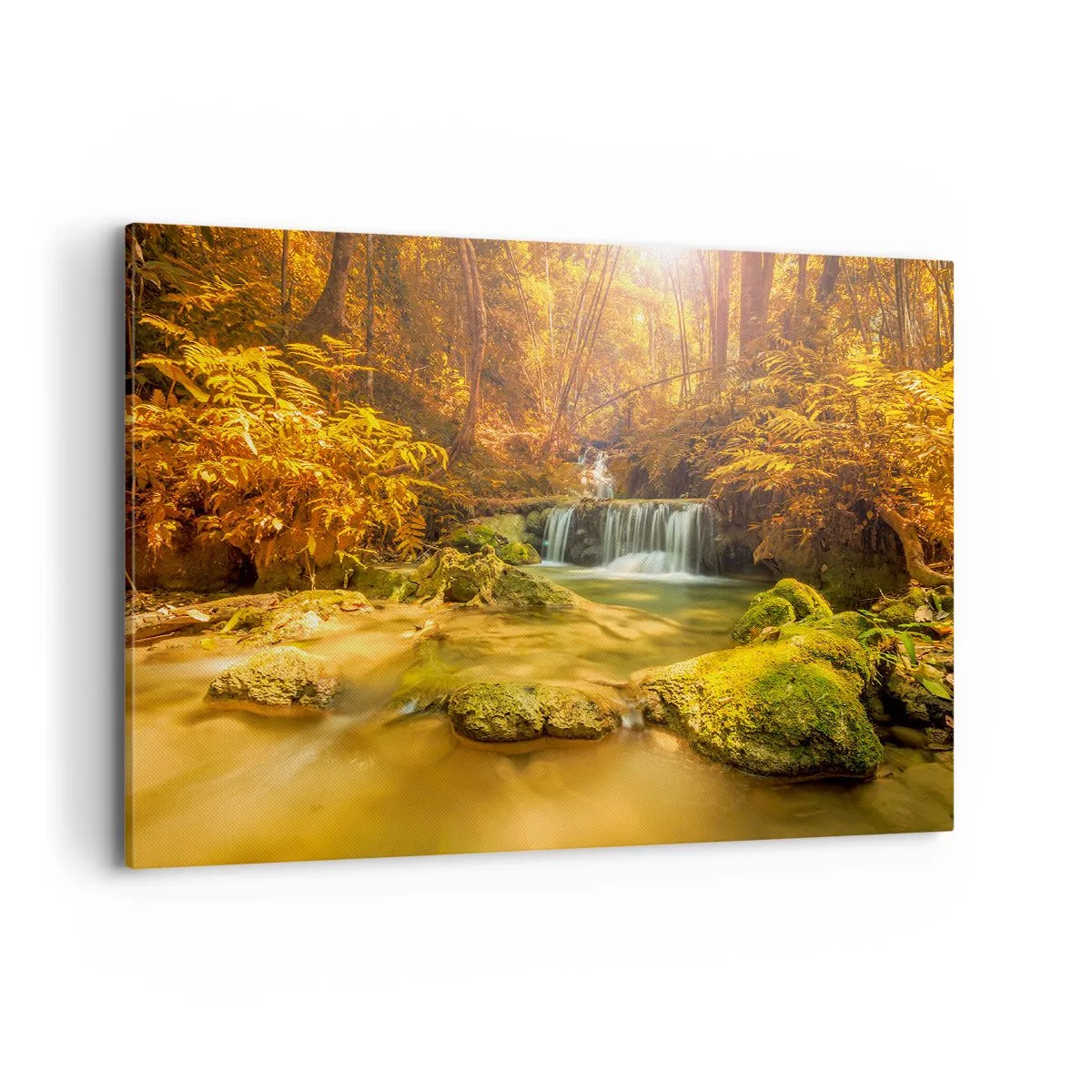 Bild auf Leinwand - Leinwandbild - Ein goldener Wasserfall in einem herbstlichen Wald, umgeben von Grün - 100x70cm - Waldkaskade in Gold - Moderne Wanddekoration für Wohnzimmer und Schlafzimmer ARTTOR