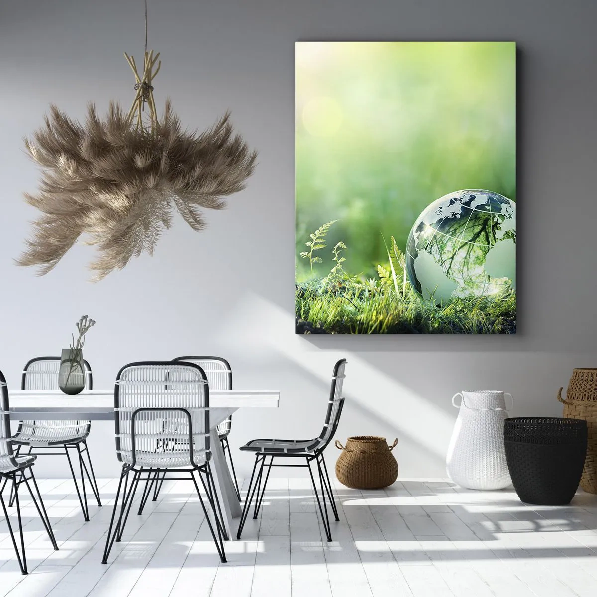Bild auf Leinwand - Leinwandbild - Eine Kristallkugel im Grün der Natur - 70x100cm - Der grüne Planet - Moderne Wanddekoration für Wohnzimmer und Schlafzimmer ARTTOR
