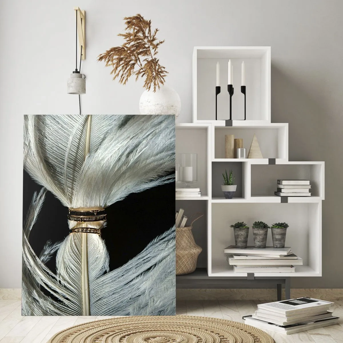 Glasbild - Bild auf glas - Eine weiße Feder mit zwei goldenen Ringen auf schwarzem Hintergrund - 80x120cm - ... und ich werde dich nicht verlassen ... - Moderne Wanddekoration für Wohnzimmer und Schlafzimmer ARTTOR