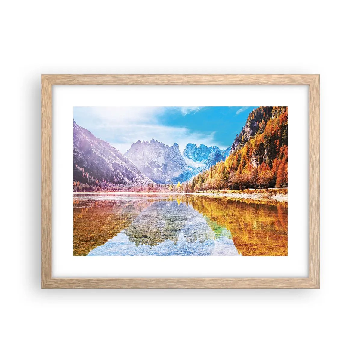 Poster in einem Rahmen aus heller Eiche - Und in den Bergen ist es schon Herbst - 40x30 cm