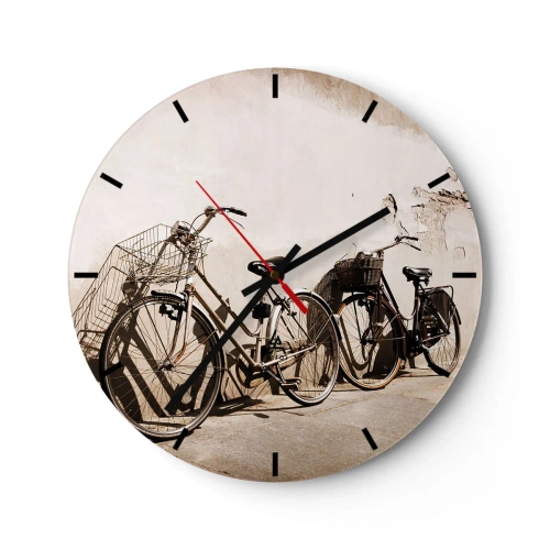 Wanduhr - Glasuhr - Fahrräder im Retro-Stil vor einer Wand - 30x30cm - Der unvergessliche Charme der Vergangenheit - Moderne Wanddekoration für Wohnzimmer, Küche und Schlafzimmer ARTTOR