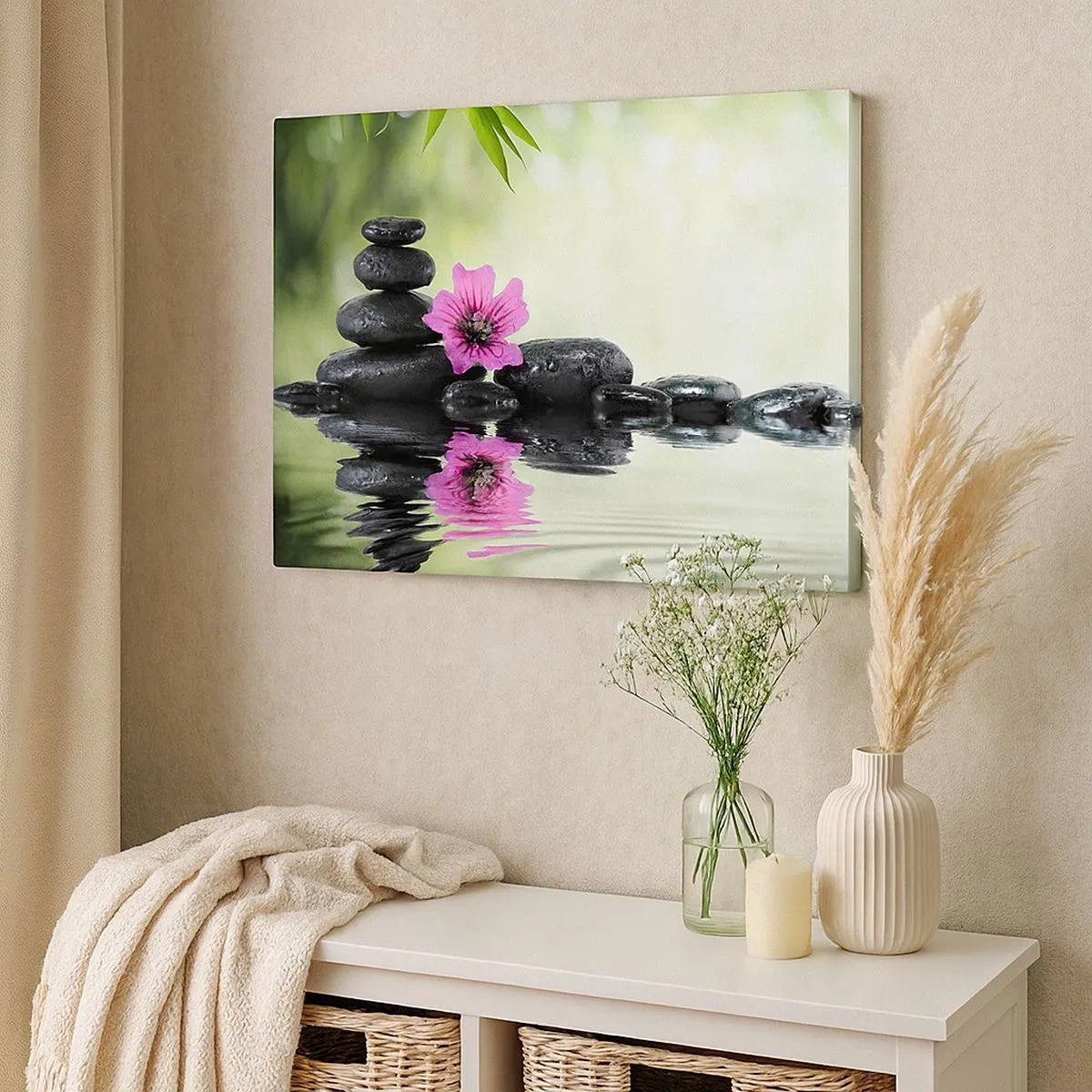 Bild auf Leinwand - Leinwandbild - Zen-Steine und eine rosa Blume spiegeln sich im Wasser - 70x50cm - Zeit für die Seele - Moderne Wanddekoration für Wohnzimmer und Schlafzimmer ARTTOR