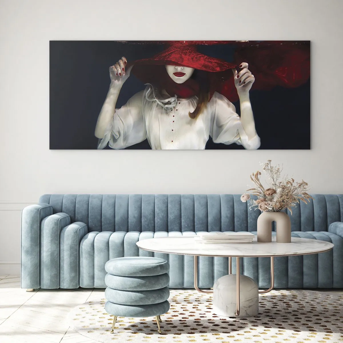 Glasbild - Bild auf glas - Eine Frau mit rotem Hut im Wasser - 120x50cm - Boshafte Göttin in der slawischen Mythologie - Moderne Wanddekoration für Wohnzimmer und Schlafzimmer ARTTOR