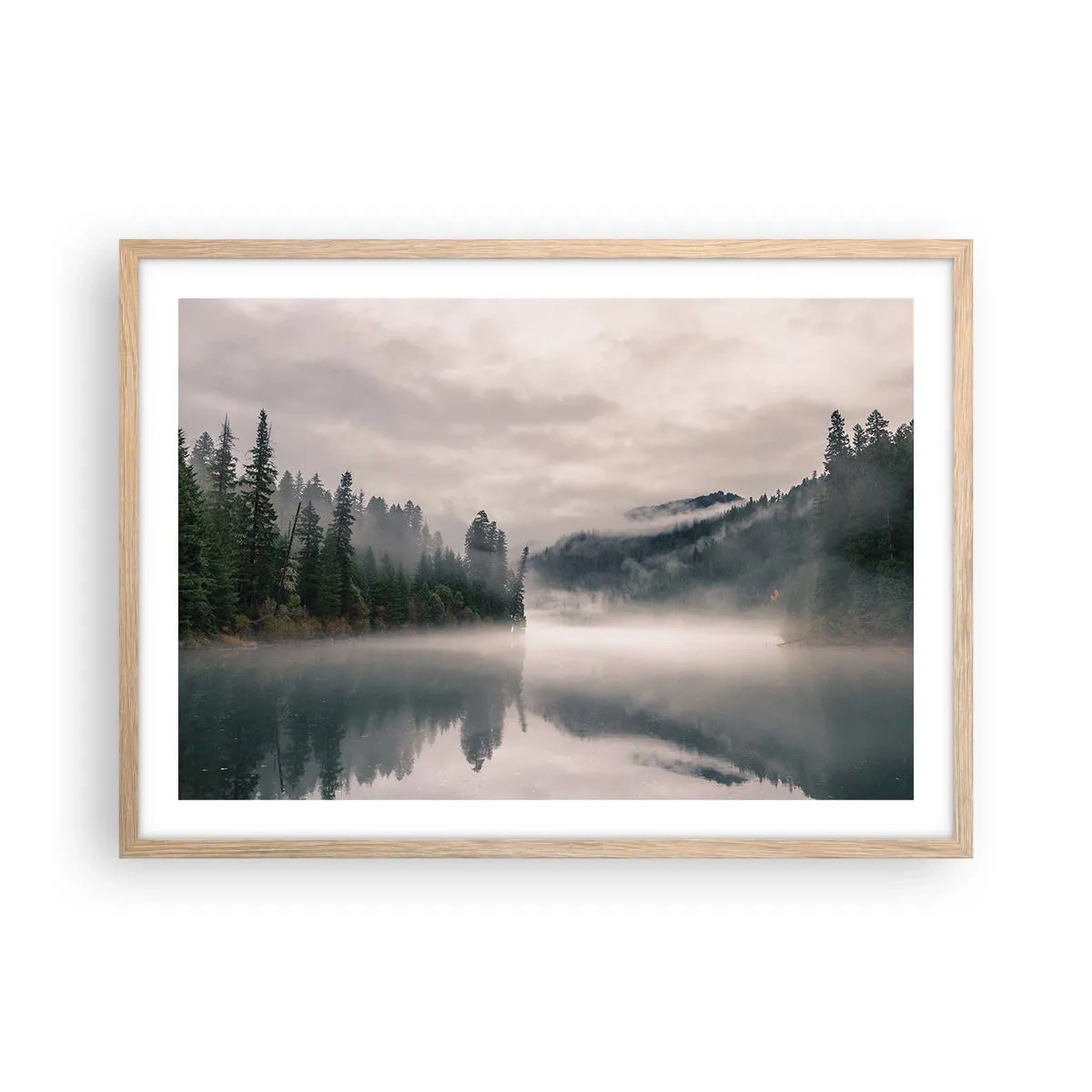 Poster in einem Rahmen aus heller Eiche - In Reflexion, im Nebel - 70x50 cm